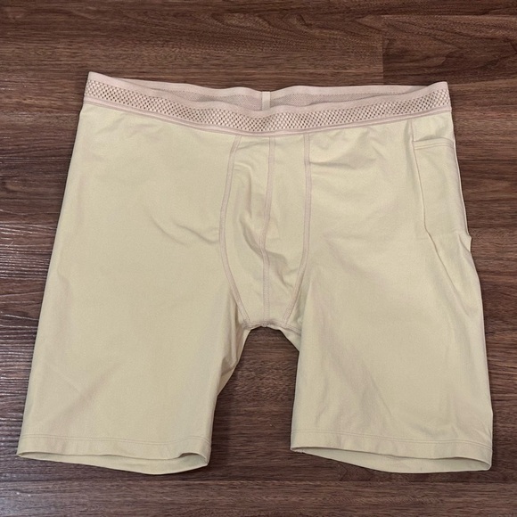 Nike x MMW 2-in-1 Matthew M. Williams Vanilla Cream Microfiber Shorts - Picture 6 of 11